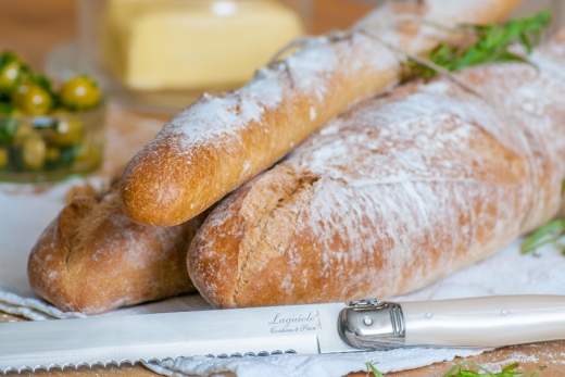 Broodmes met stokboordplank parelmoer