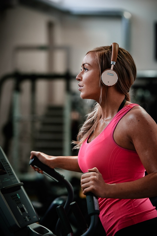 Woofit headphone golden